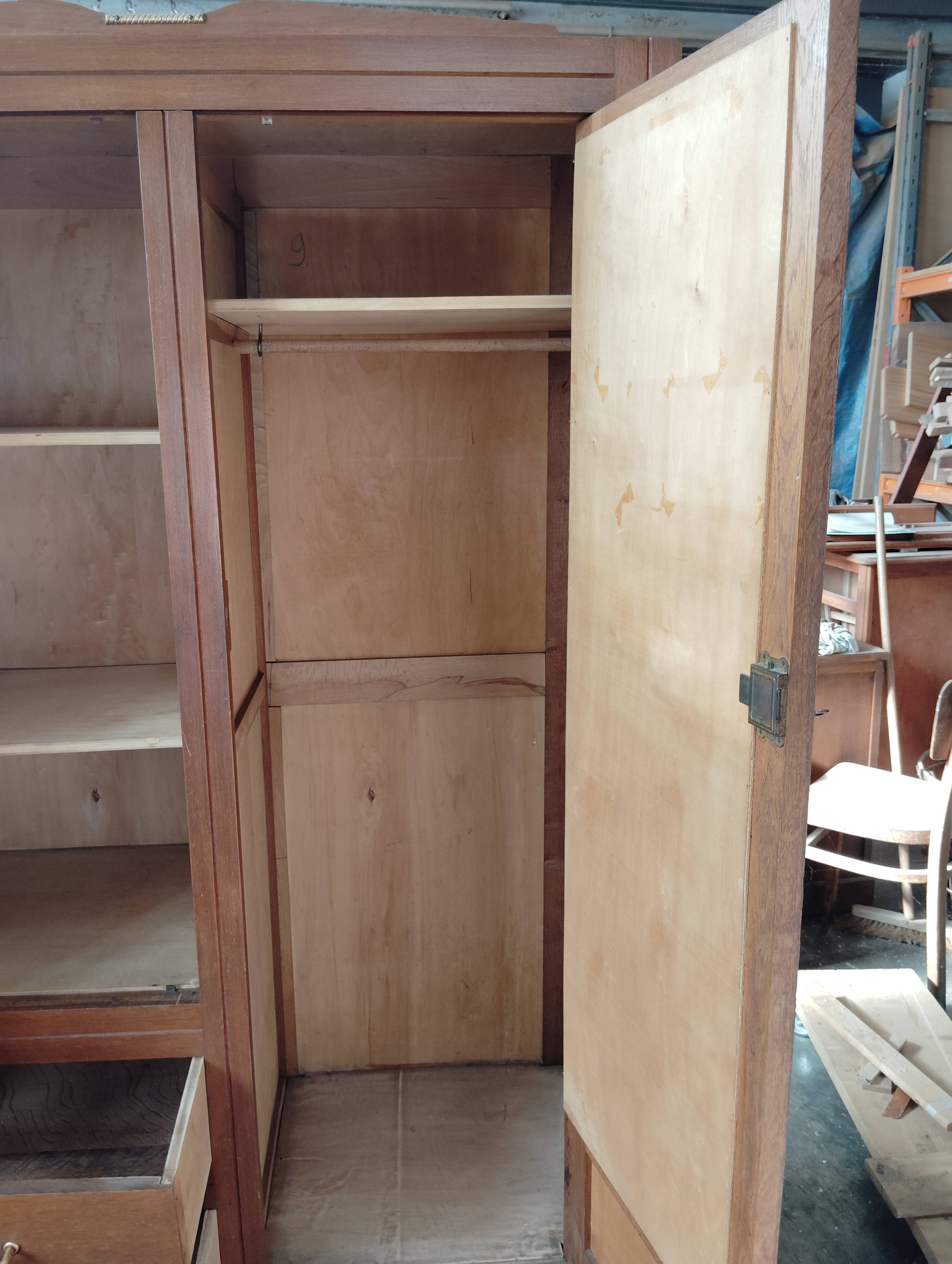 Armoire Parisienne