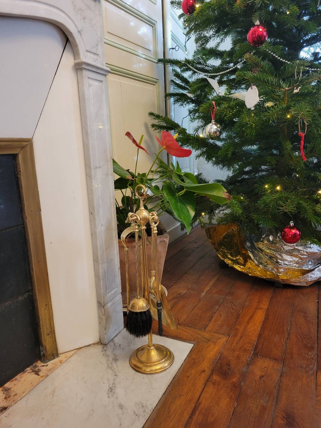 Gilded bronze fireplace tool set 1900