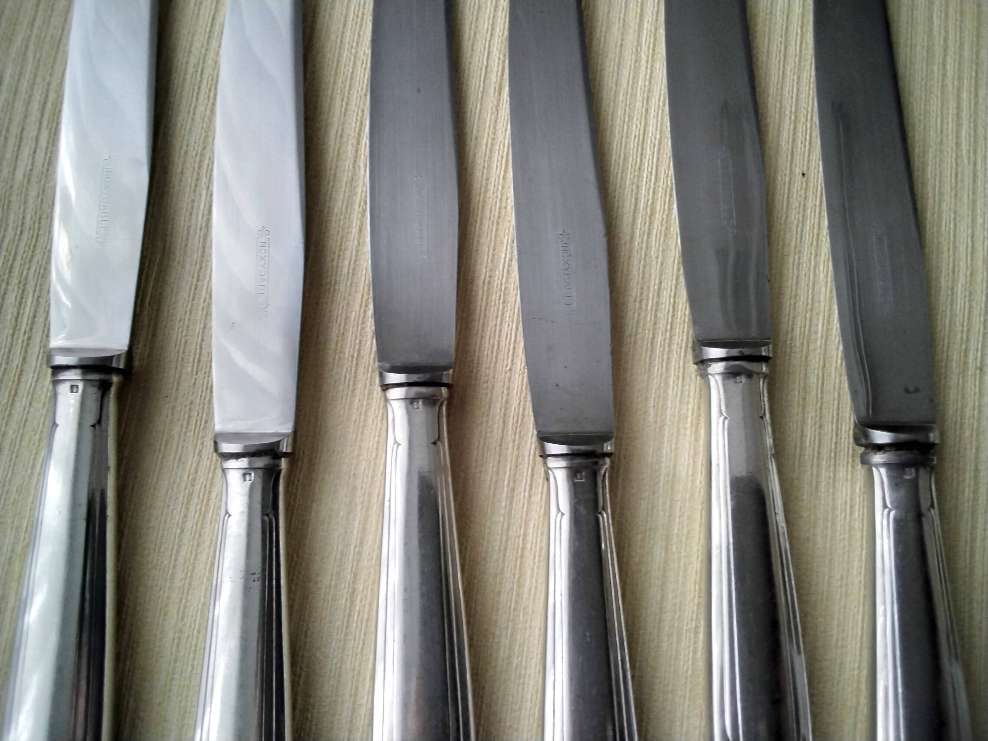6 LB silver plated and stainless steel table knives