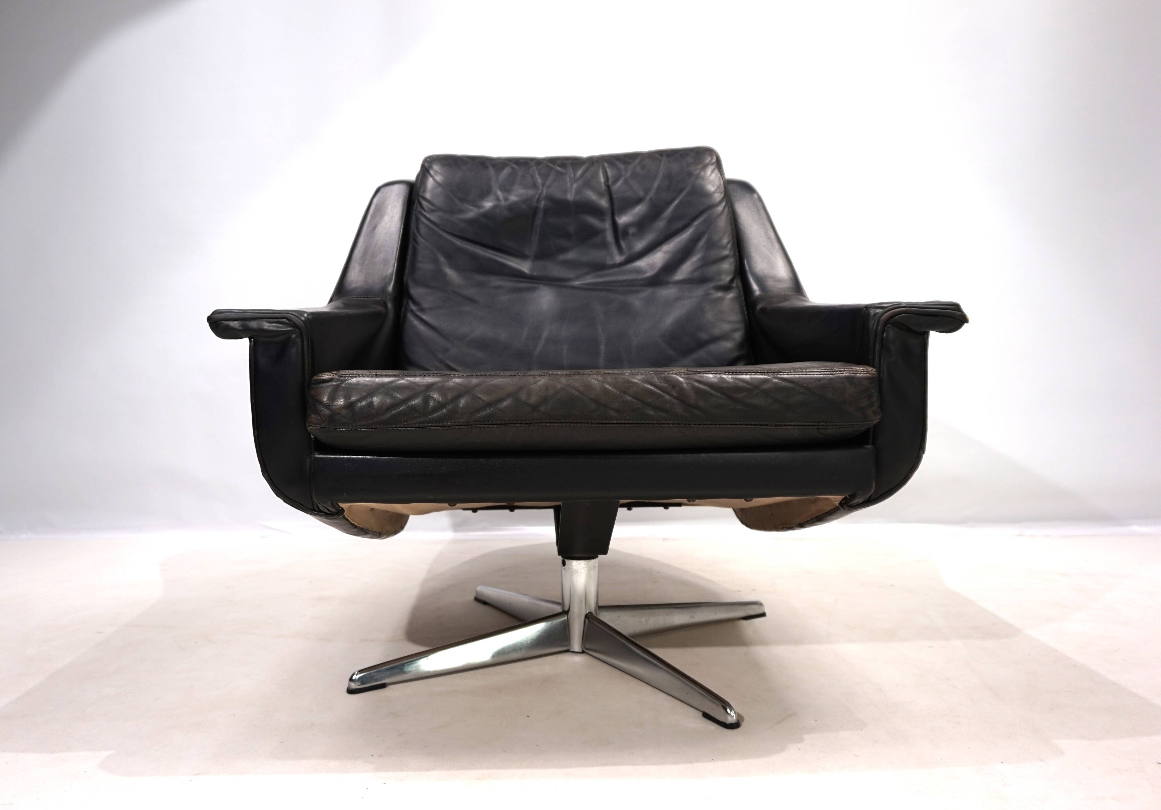 ESA 802 leather lounge chair by Werner Langenfeld, 1960