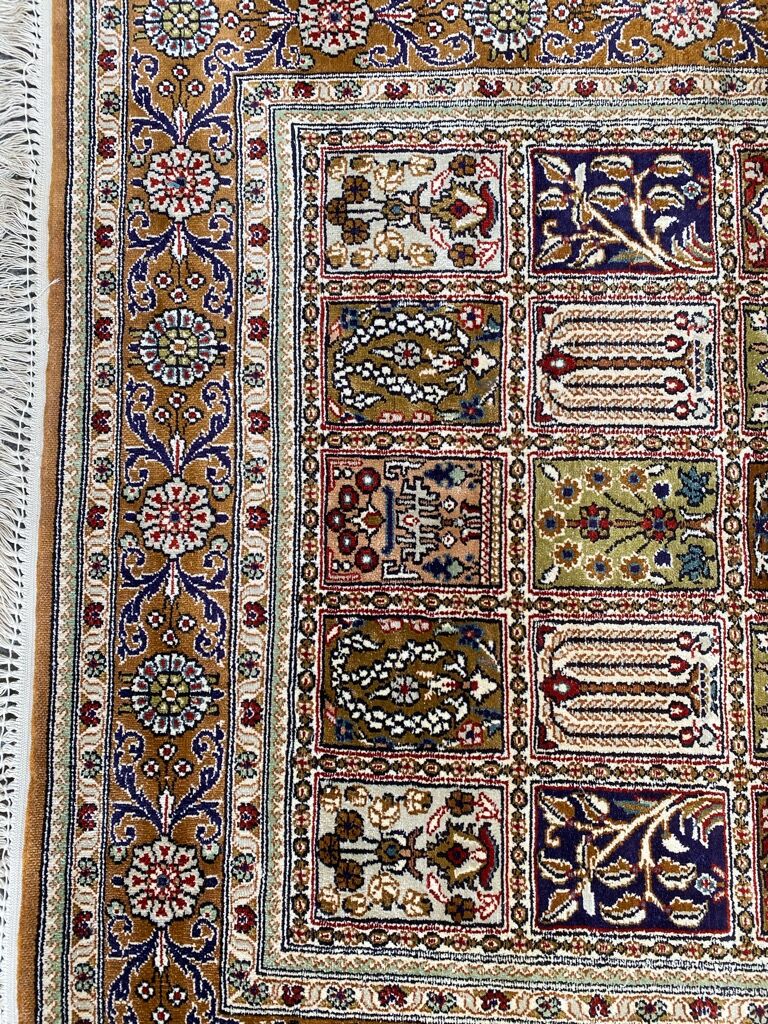 Vintage turkish silk carpet 92x157 cm
