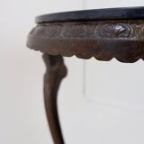 Tripod pedestal table