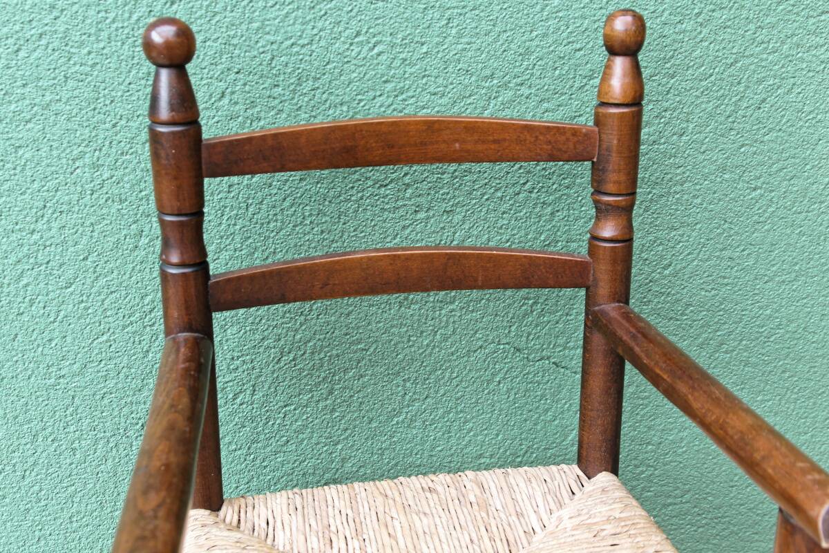Children's high chair, straw