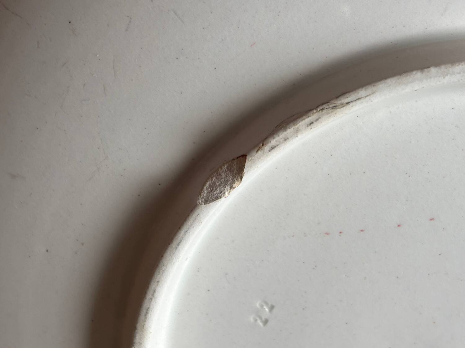 Set of 7 assorted plates