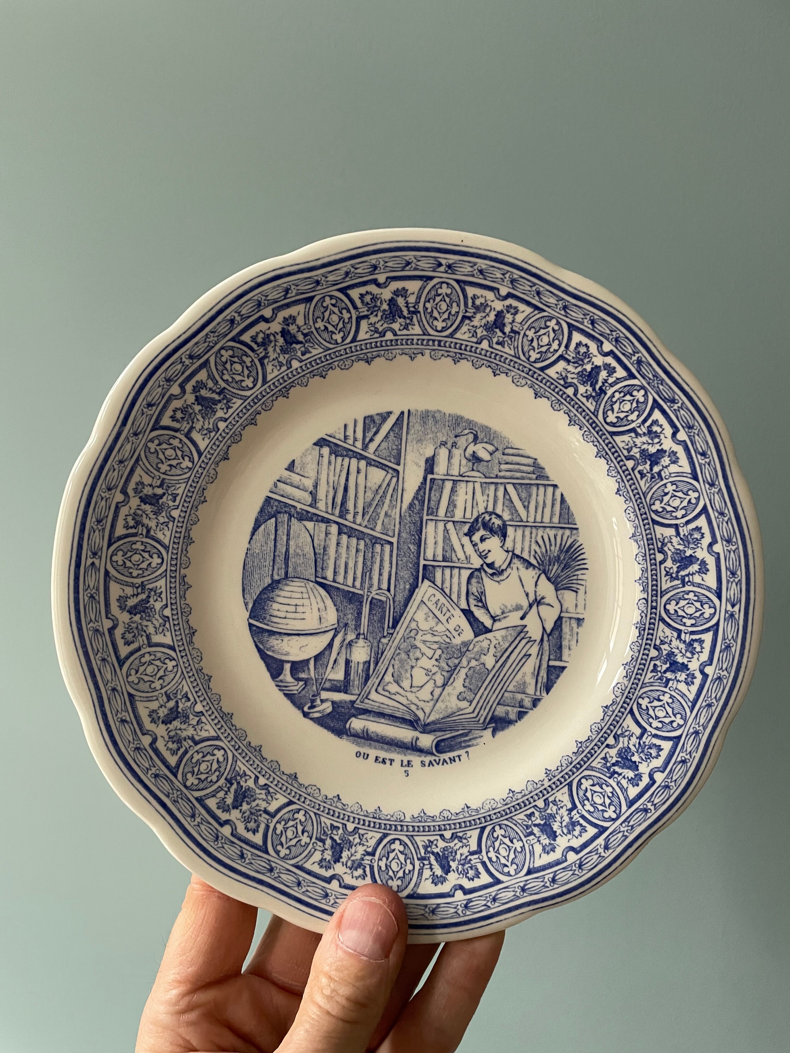 Complete set of 12 talking plates in Gien earthenware
