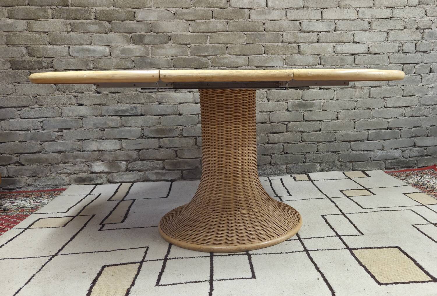Dining table wood and rattan 1970