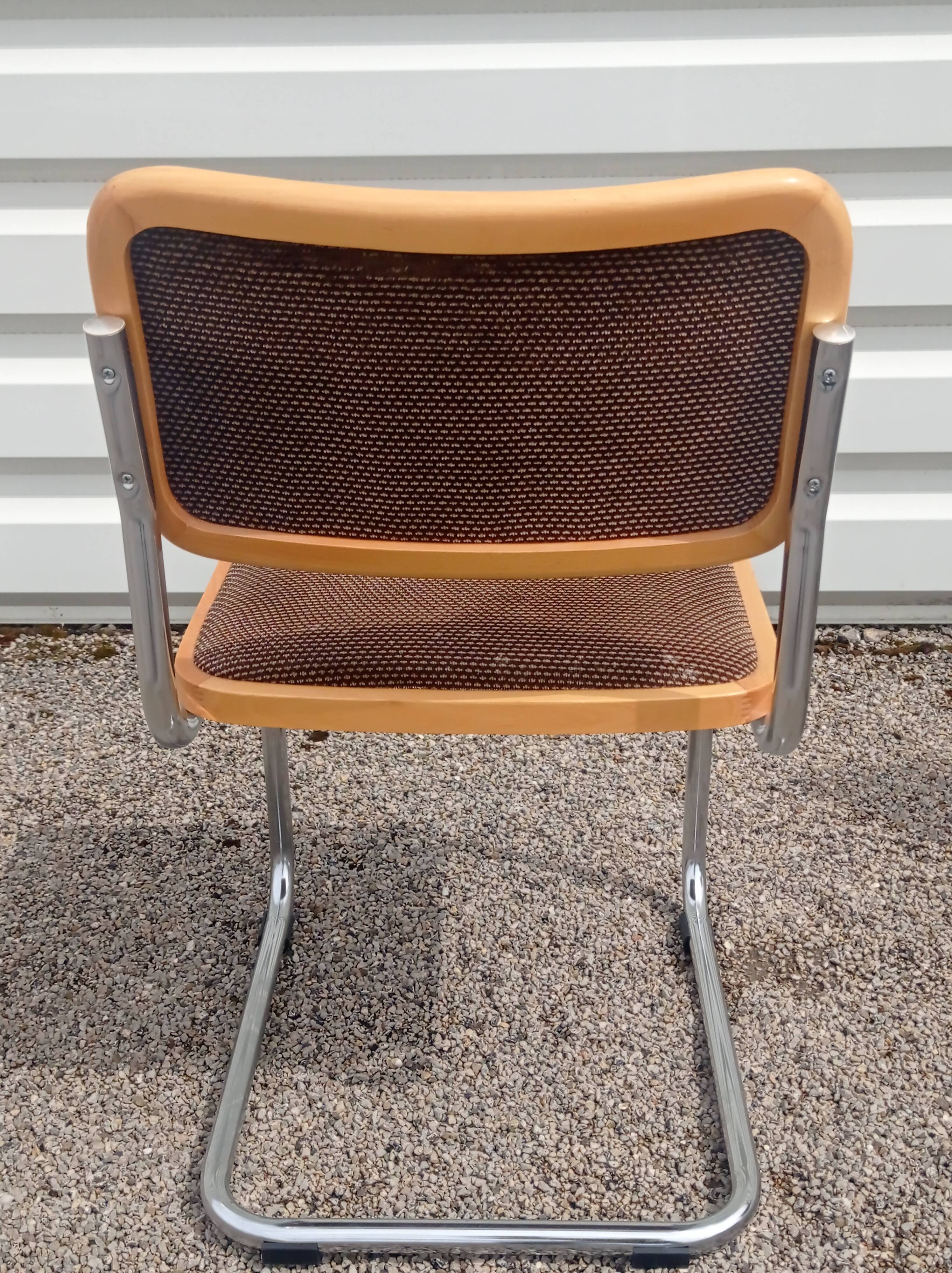Series of 4 wooden chairs by Marcel in wood and fabric