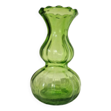 Vase en verre vert