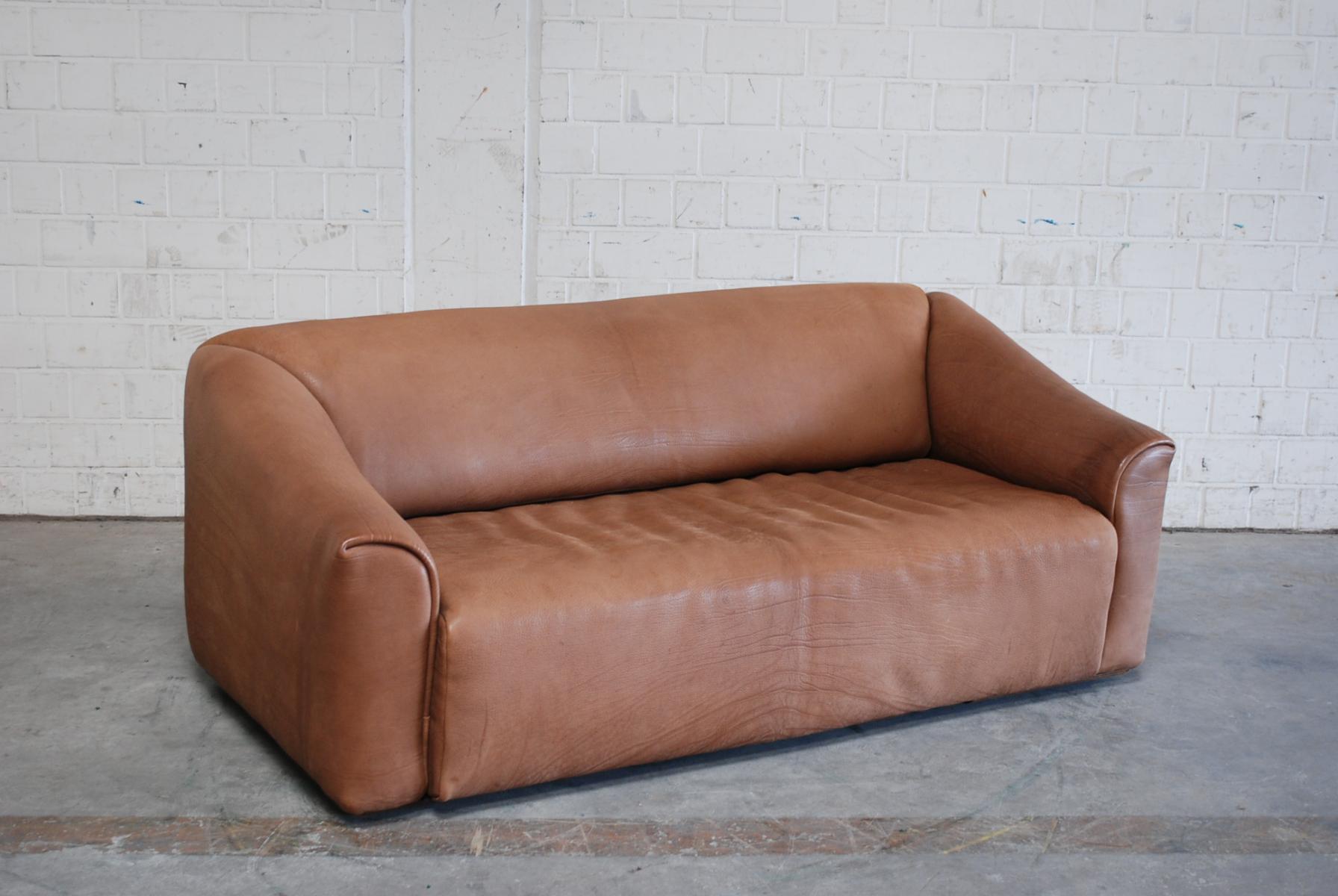 Sofa DS47 cognac leather brand De Sede