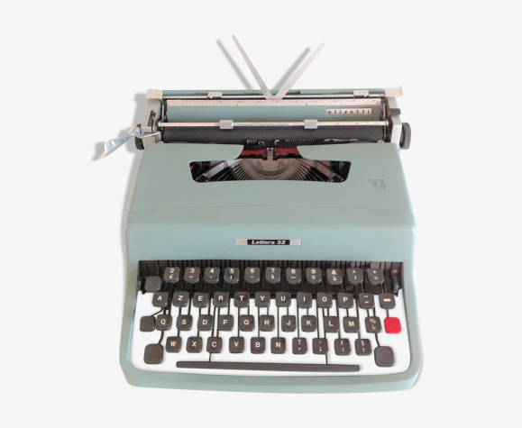 Machine à ecrire Olivetti Lettera 32 / vintage années 60