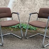 Paire de fauteuils cantilever Strafor