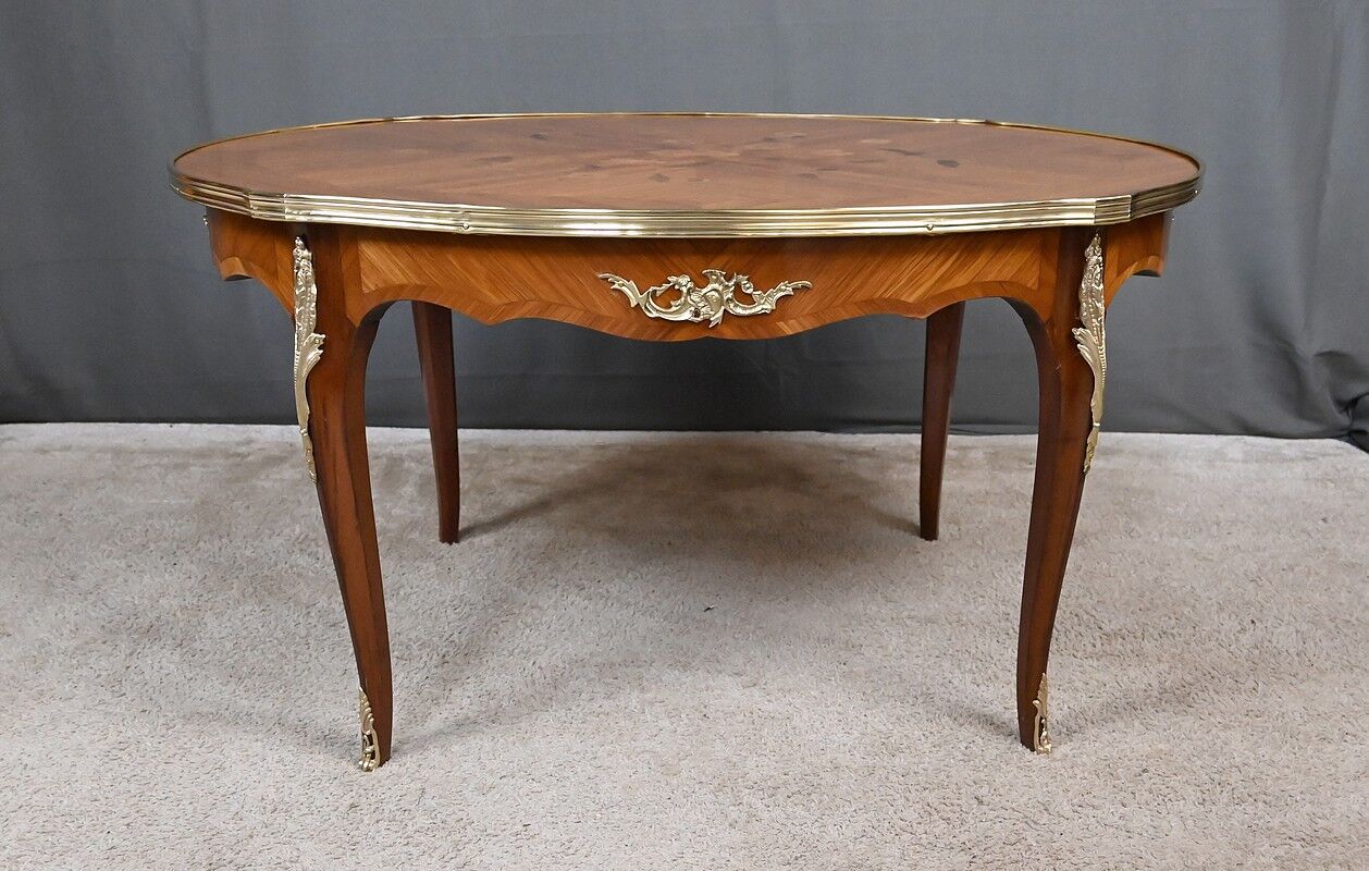 Rosewood marquetry coffee table, Louis XV style – Mid 20th century