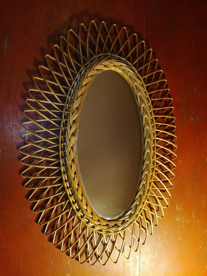 Miroir ovale en rotin 44 x 64 cm
