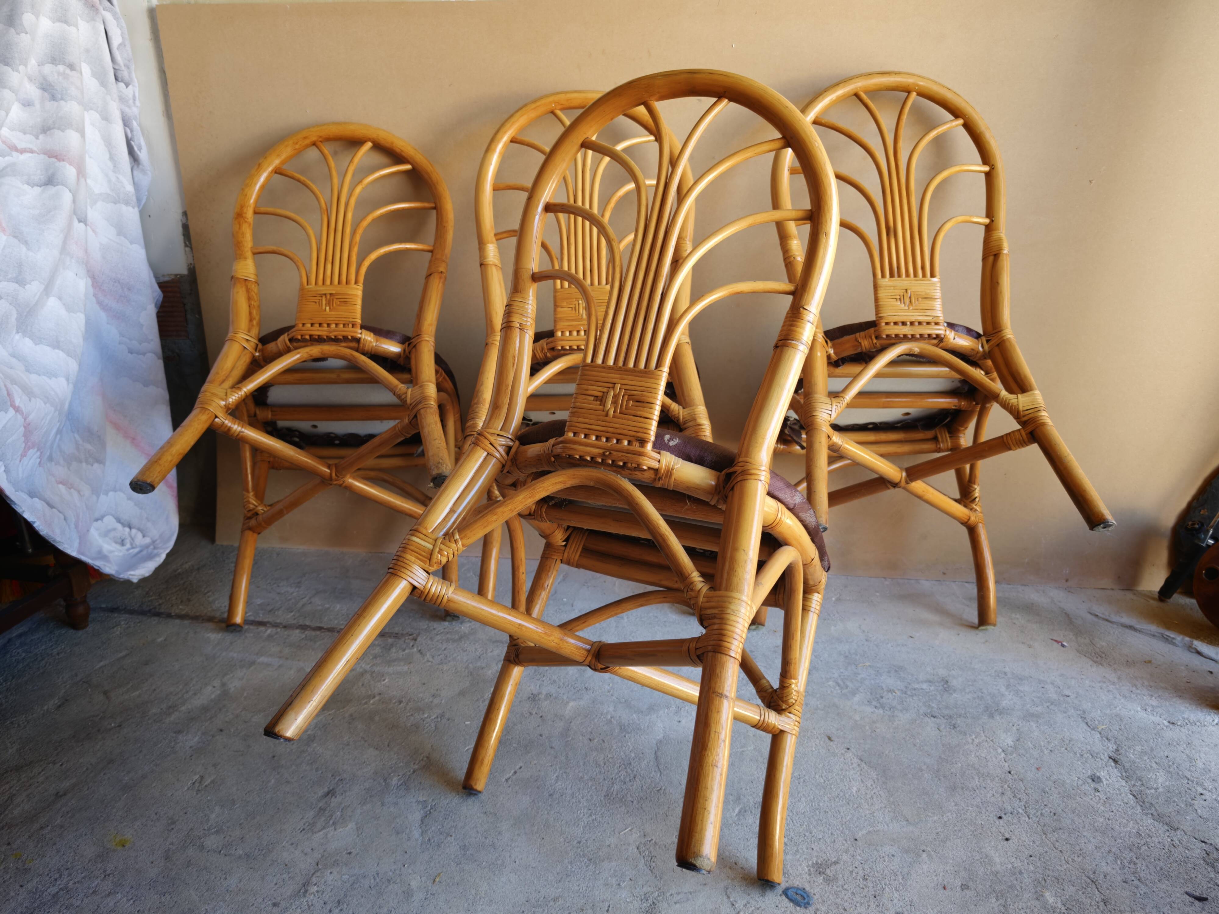 Set of 4 rattan and bamboo chairs, "fan" backrest, vintage 70s.