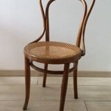 Paire de chaises bistrot anciennes signées J&J Kohn