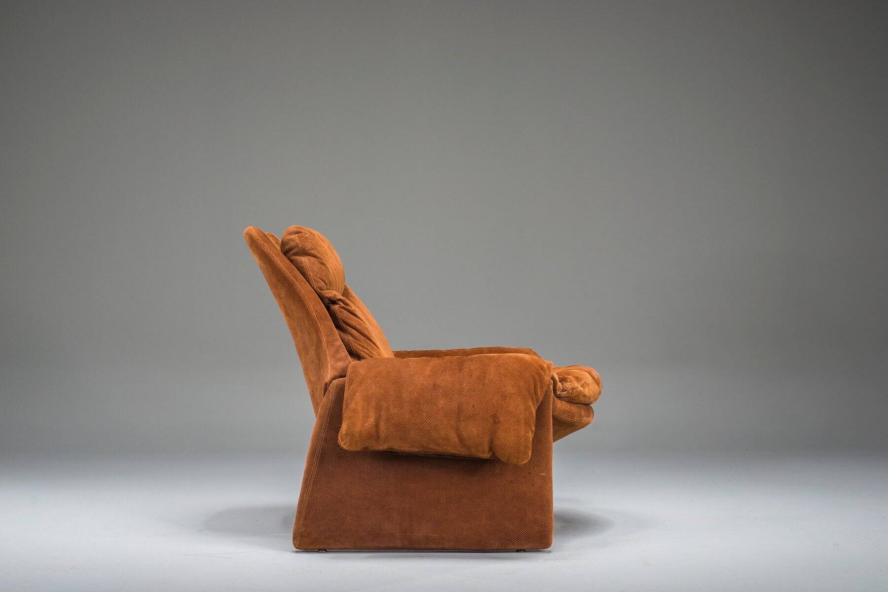 Proposals P60 leather lounge chair by Vittorio Introini for Saporiti, Italy, 1960s