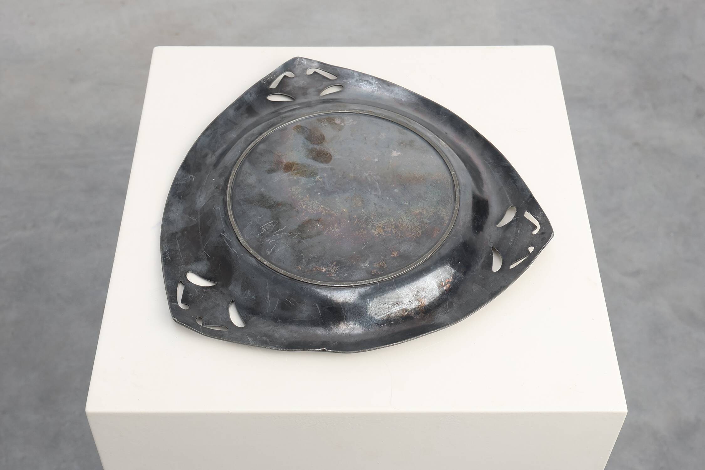 Art Nouveau triangular tin pewter dish, The Netherlands ca. 1900