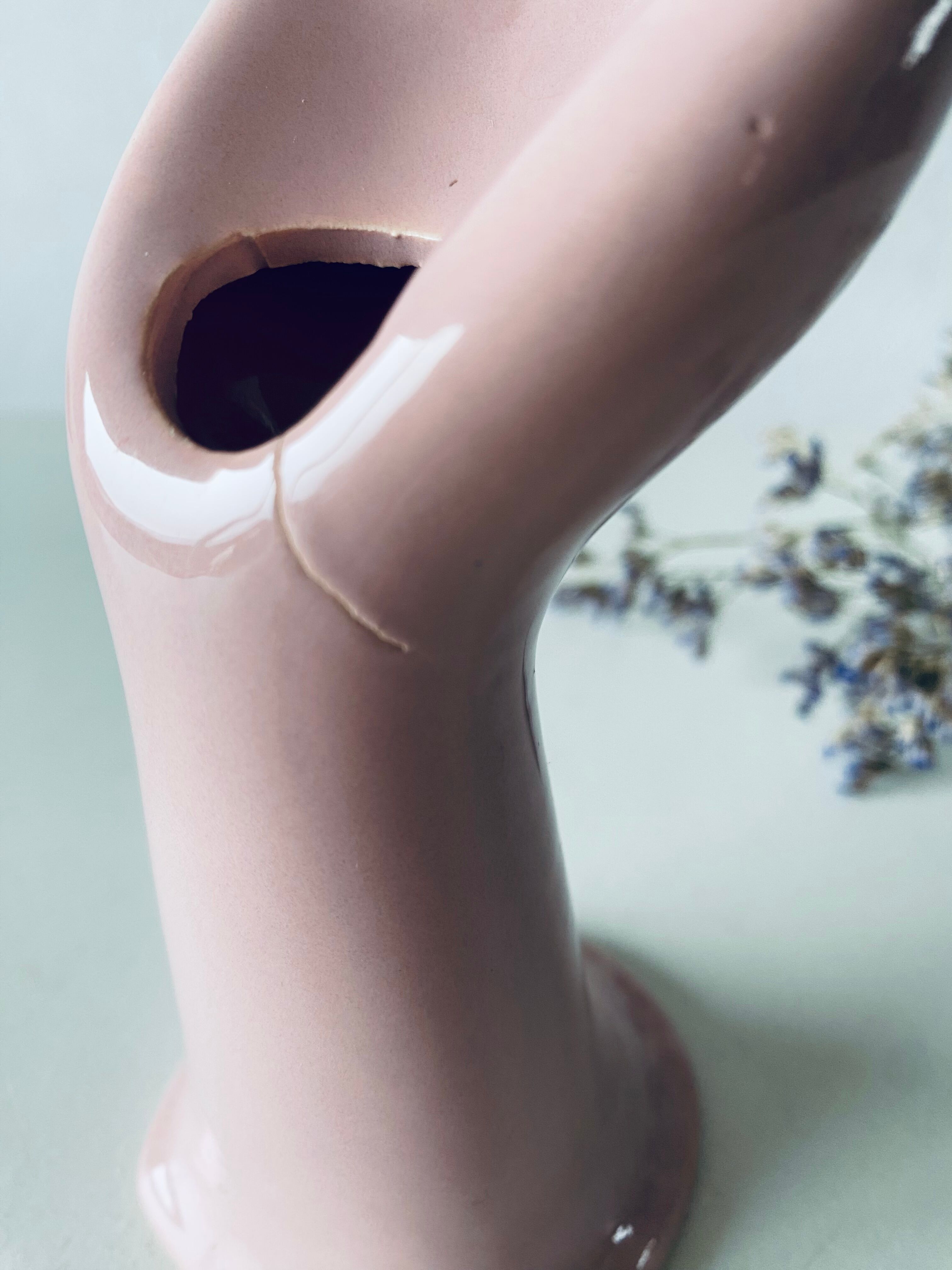 Ceramic vase and jewelry holder