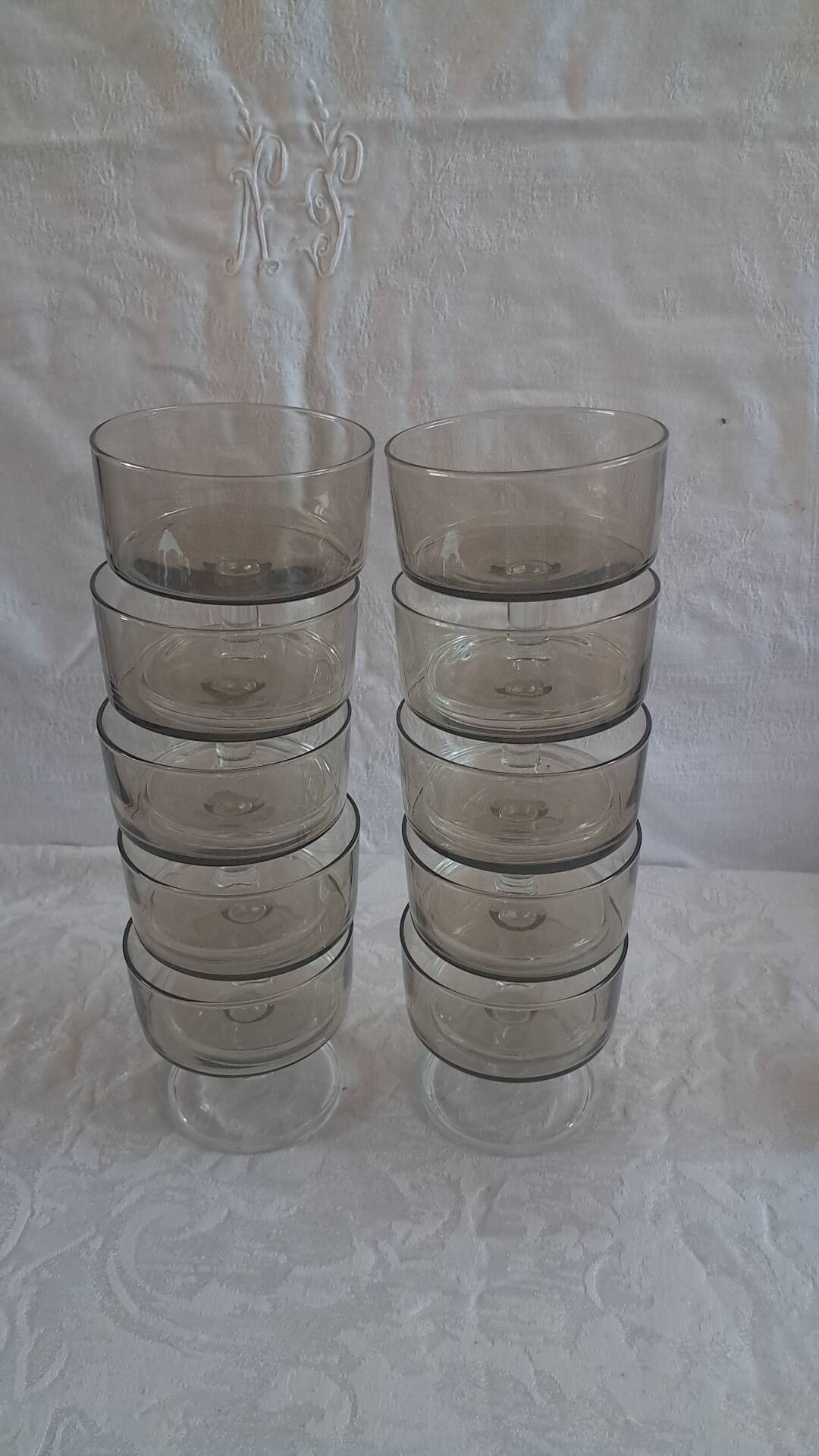10 coupes en verre fumé