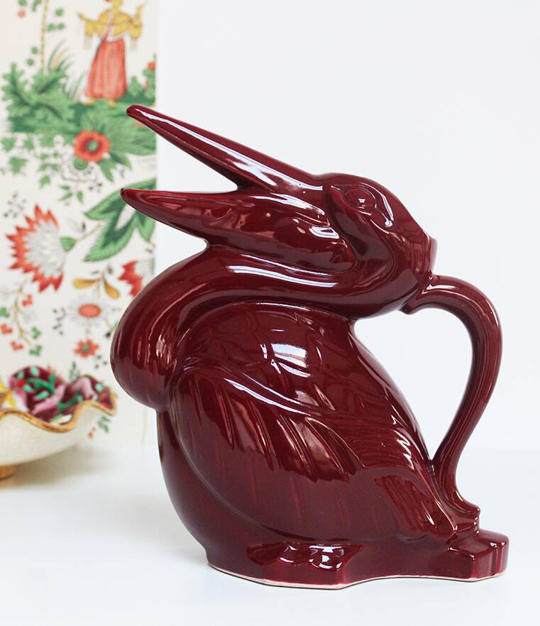 Pelican jug Poët Laval