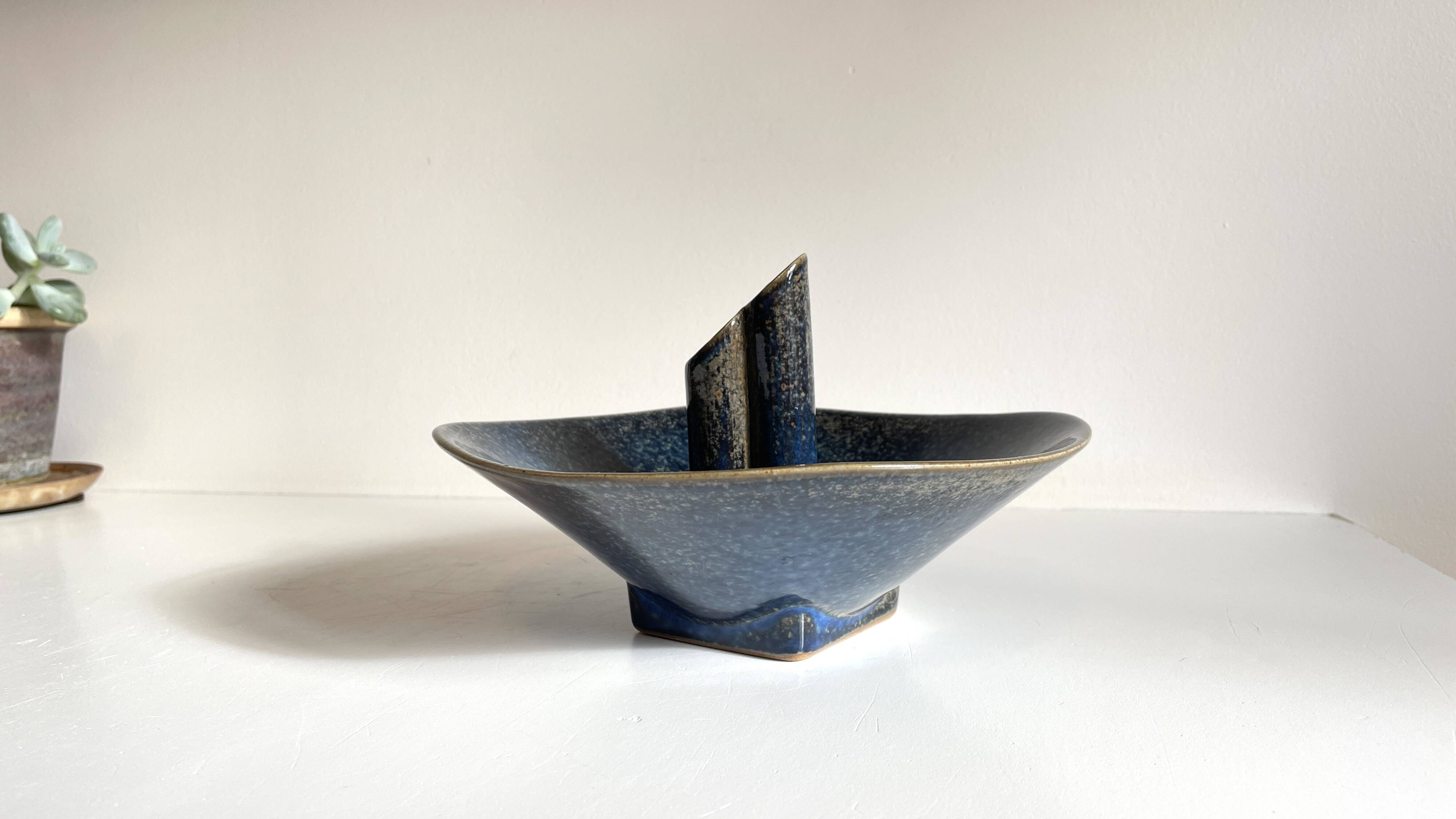 Vase céramique bleue vintage