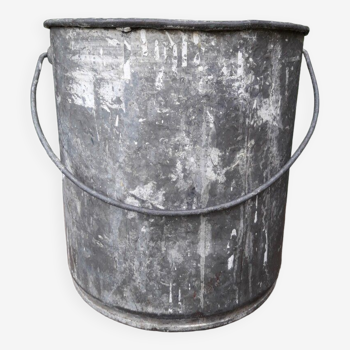 Iron bucket