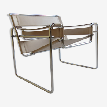 B3 Wassily chair in cream leather by Marcel Breuer for gavina, Italy Bauhaus 1960