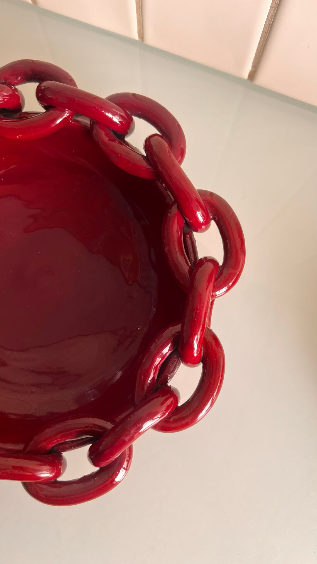 Vallauris ceramic cup with chain decoration