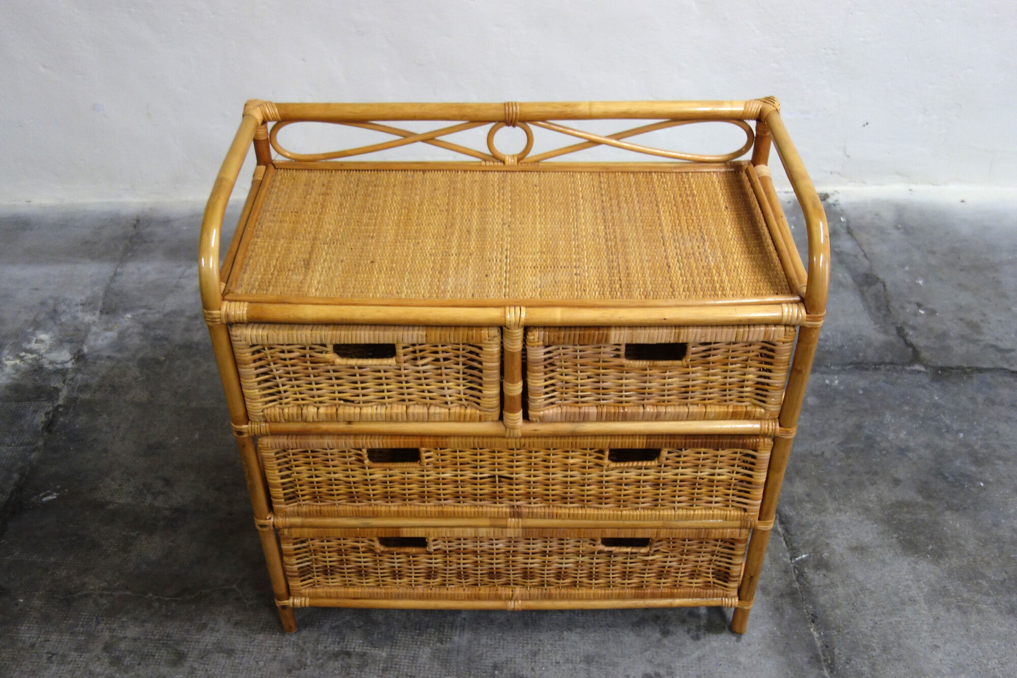 Rattan and bamboo chest of drawers 70s