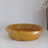 Plat en céramique émaillée