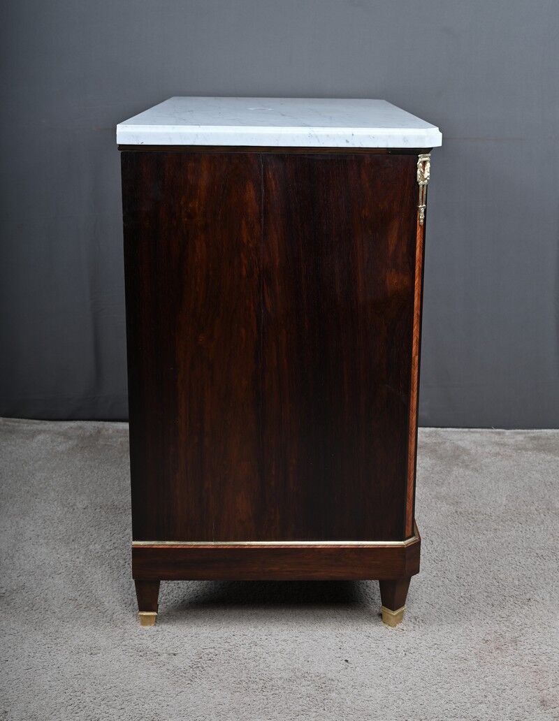 Rosewood and rosewood marquetry commode, Louis XVI style – late 19th century