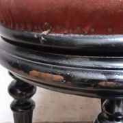 Napoleon III piano stool without its screw