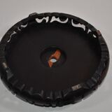 Vase maillet en porcelaine à décor bleu et blanc de phénix sur un rocher.