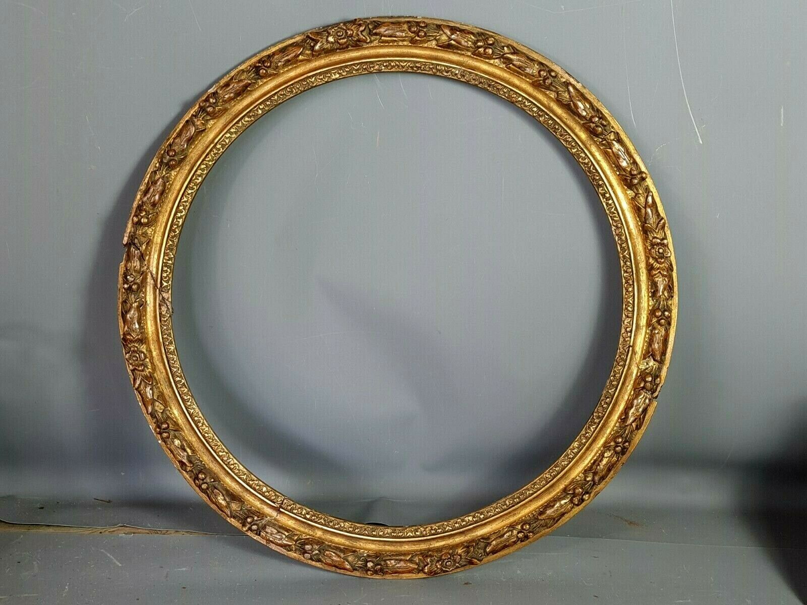 Round frame nineteenth century gilded stucco wood diameter 51 cm foliage 42.8 cm SB