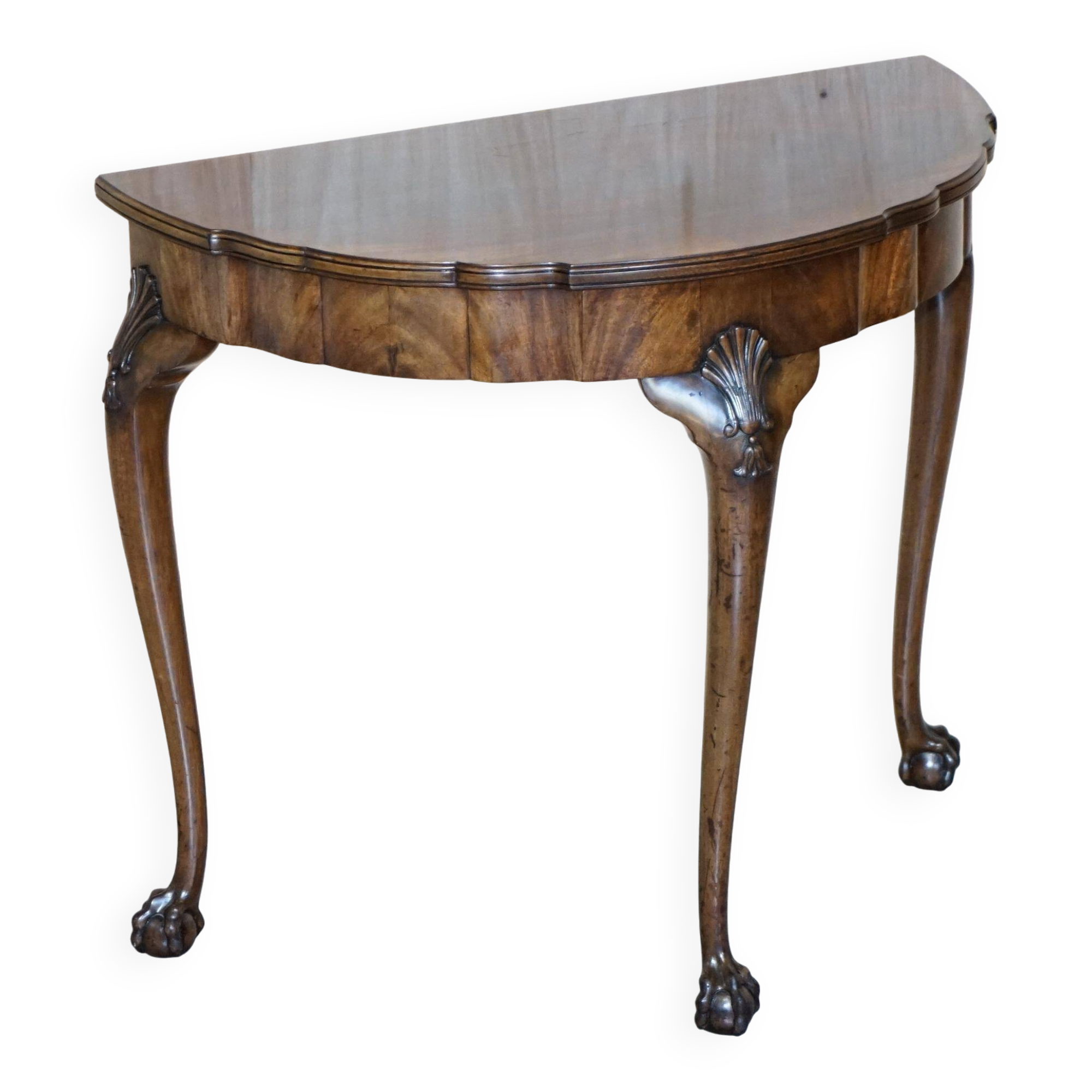 Console half-moon style Thomas Chippendale in flame mahogany.