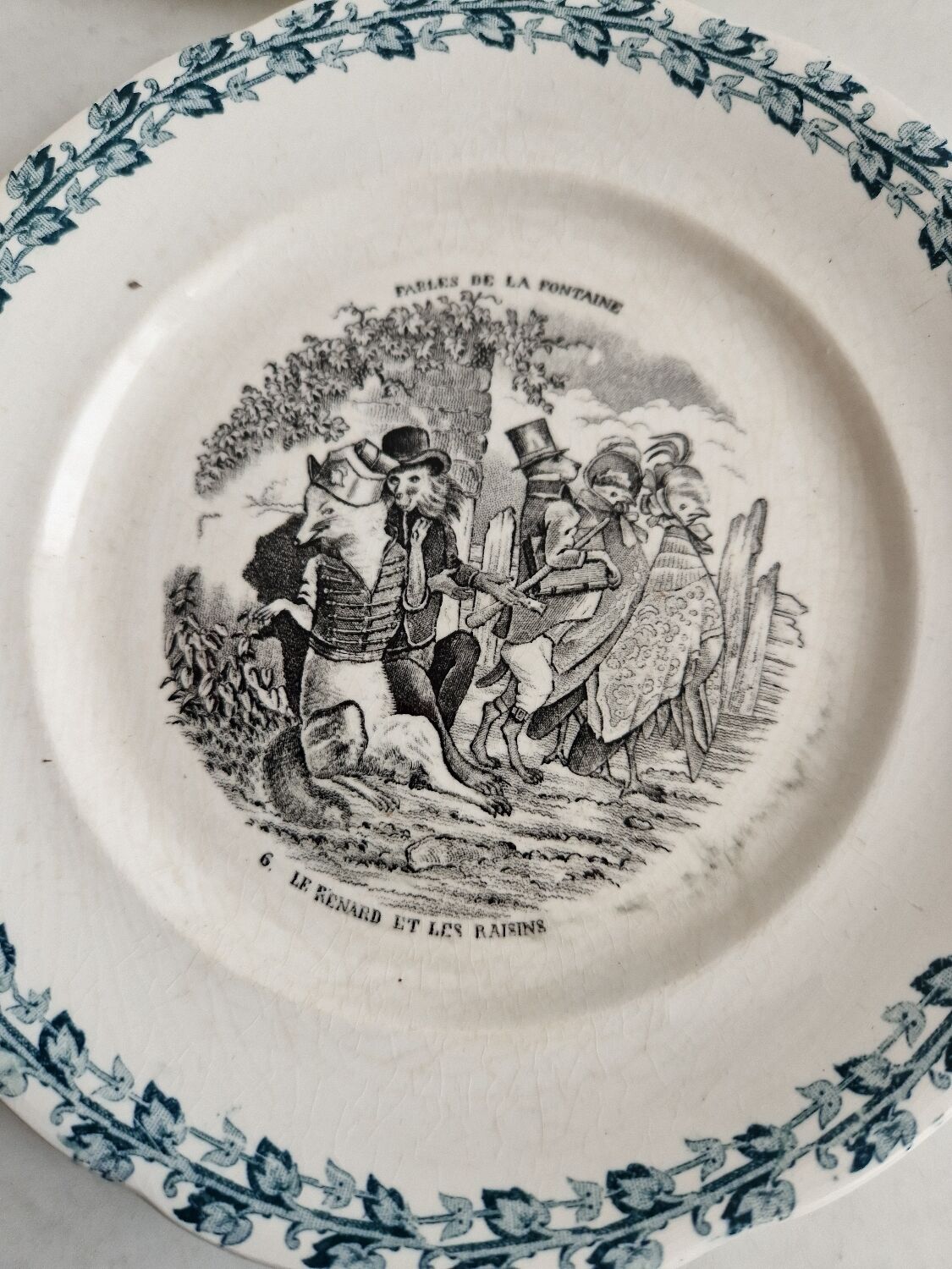 Set of 4 plates "the fables of La Fontaine" Digoin Sarreguemines