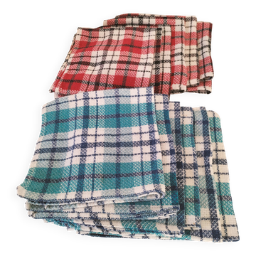 Set of 12 vintage checkered napkins – Red and turquoise