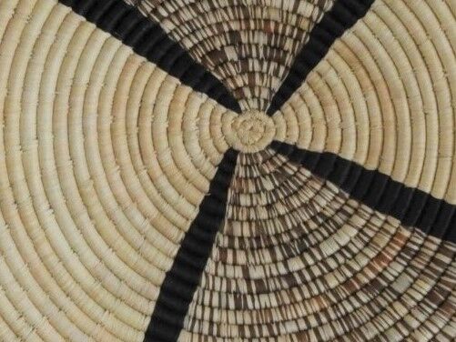 African mural basket