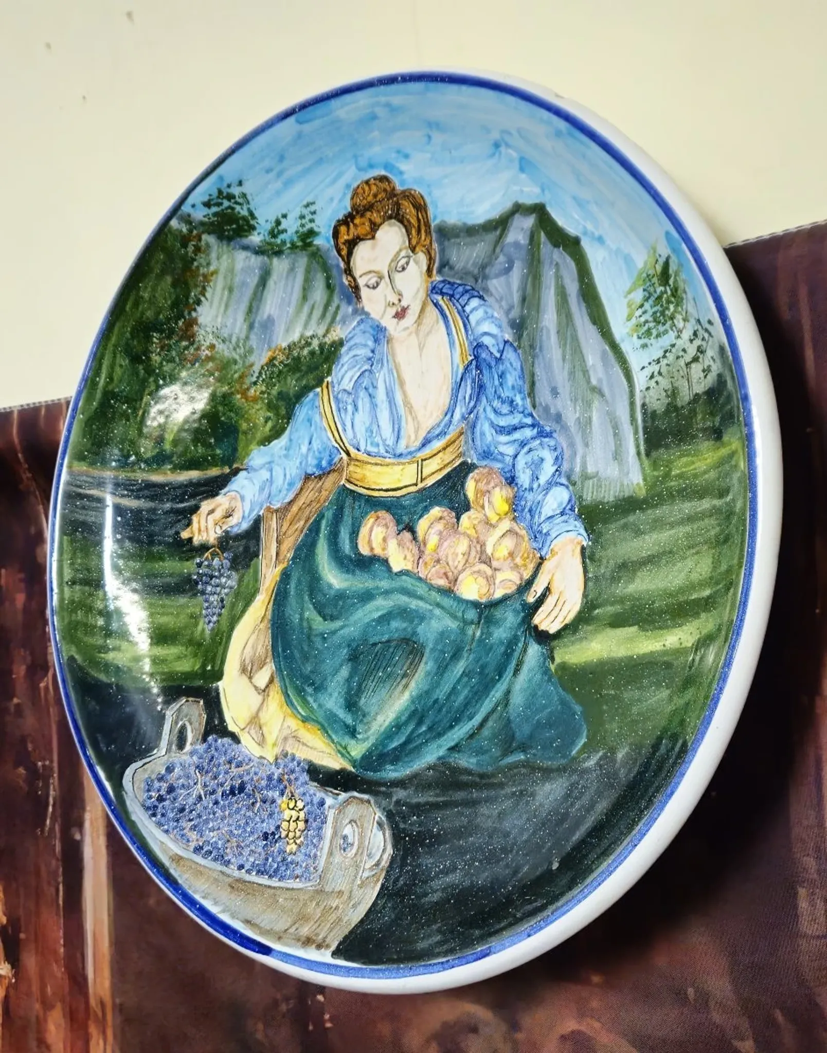 Decorative ceramic plate – Signed A. Del Bianco, Gubbio (Italy)