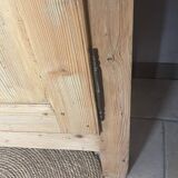 Raw wood bonnetière