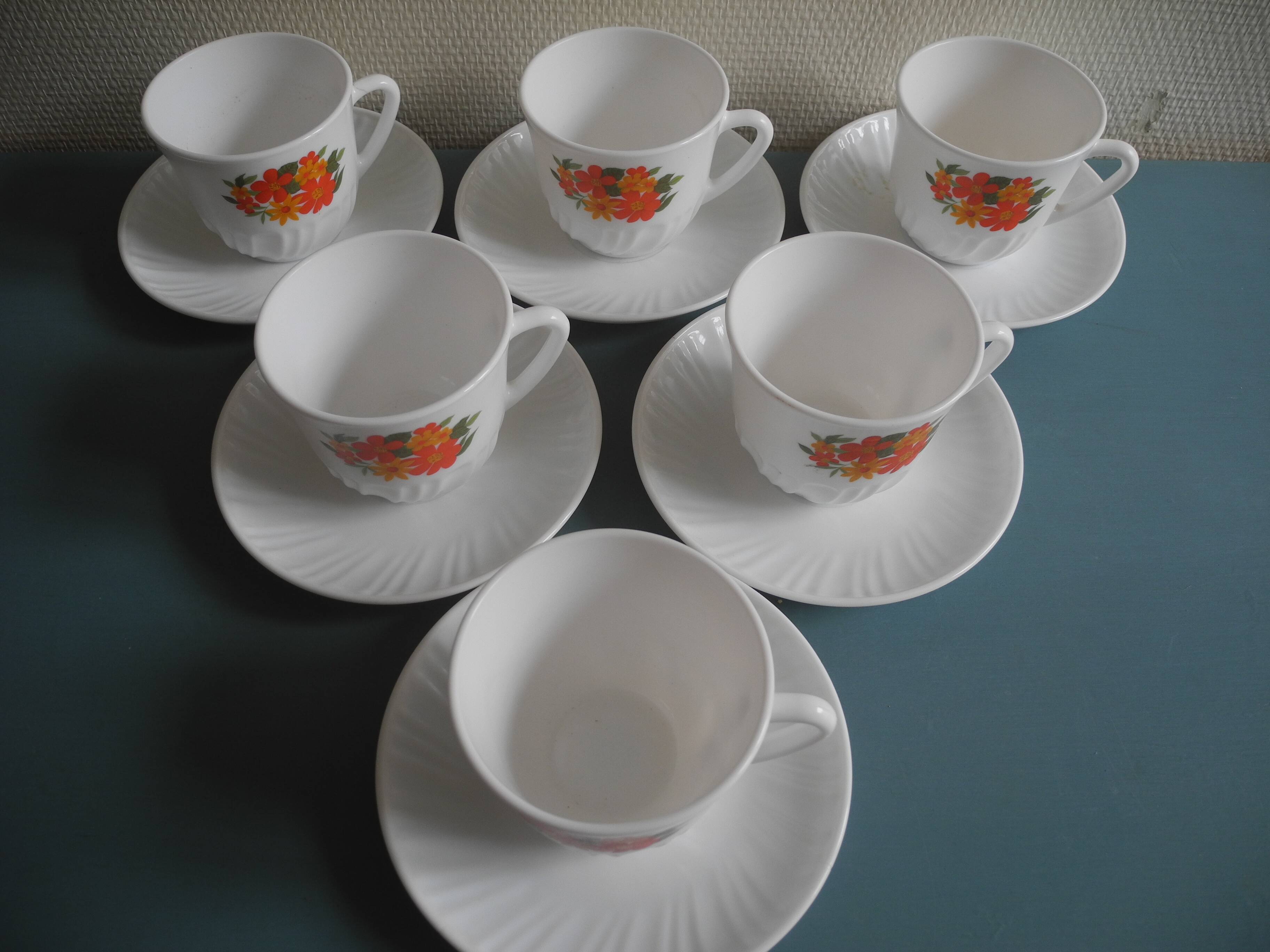 set of 6 cups and saucers vintage French tableware