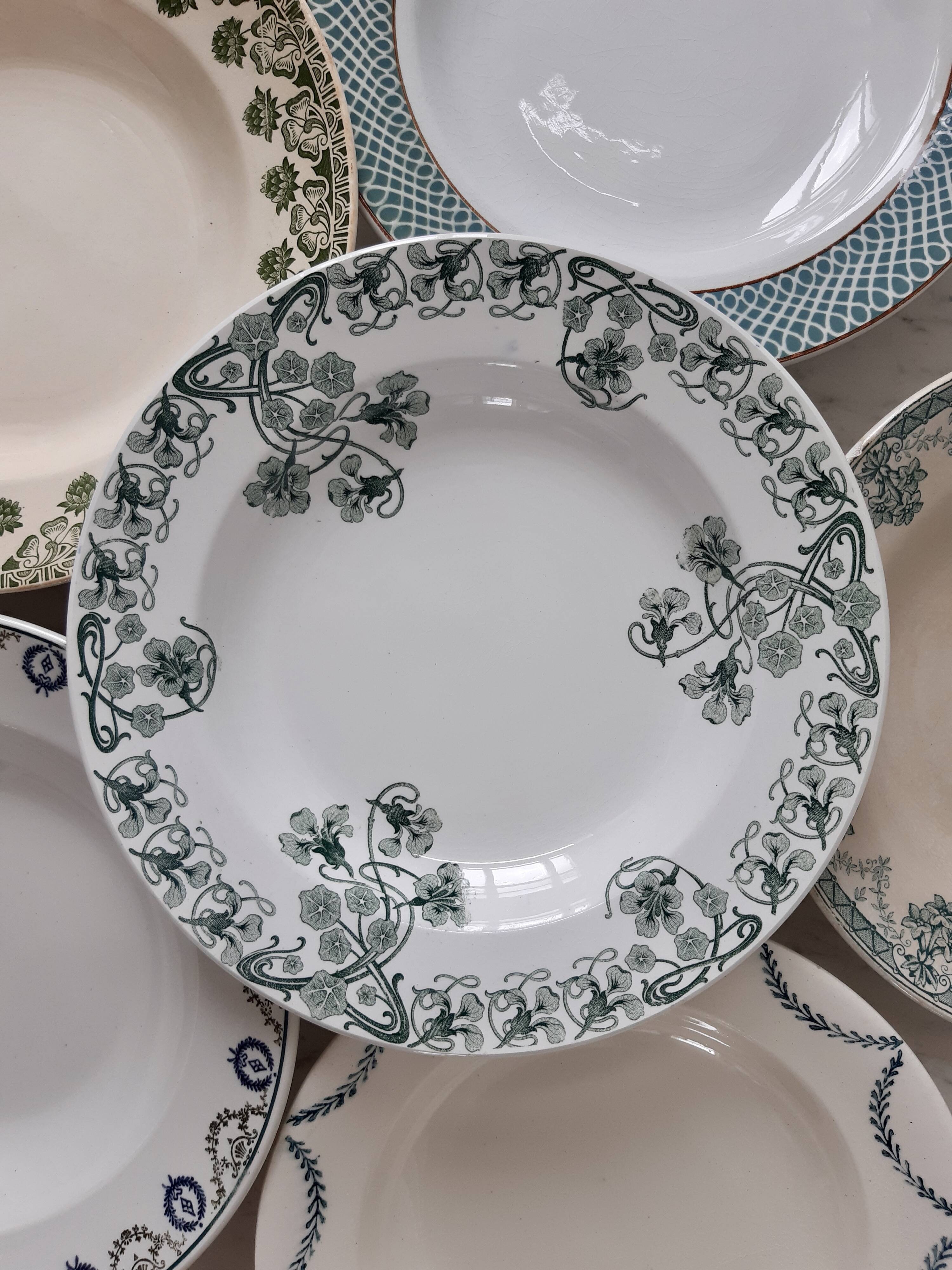 Set of 6 mismatched green hollow plates St Amand, Badonvillier, Salins and Bosch