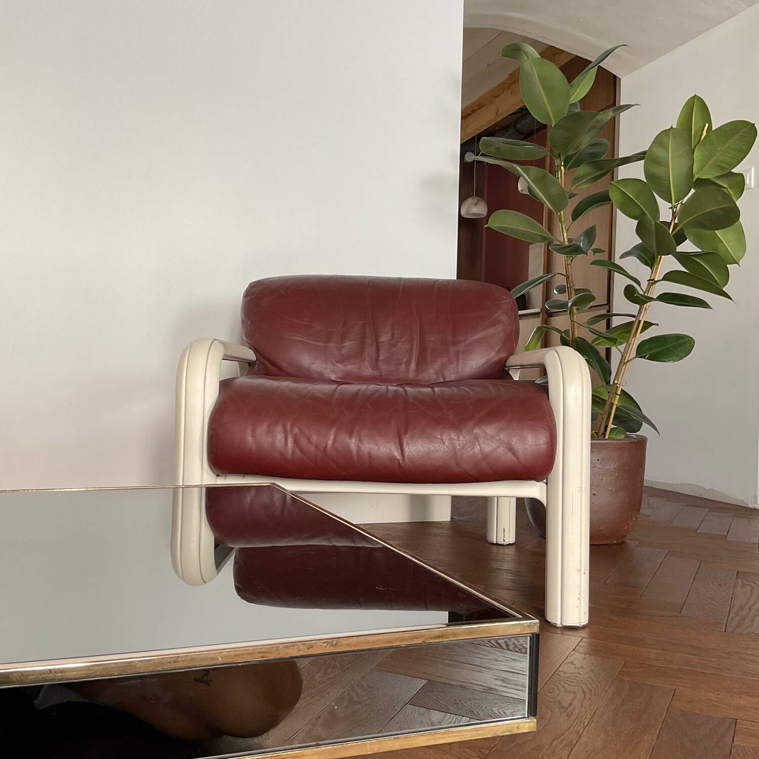 Gaëtana Aulenti armchair, vintage leather, 70s