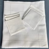 Square tablecloth (112x105cm) in wire canvas with its 6 towels