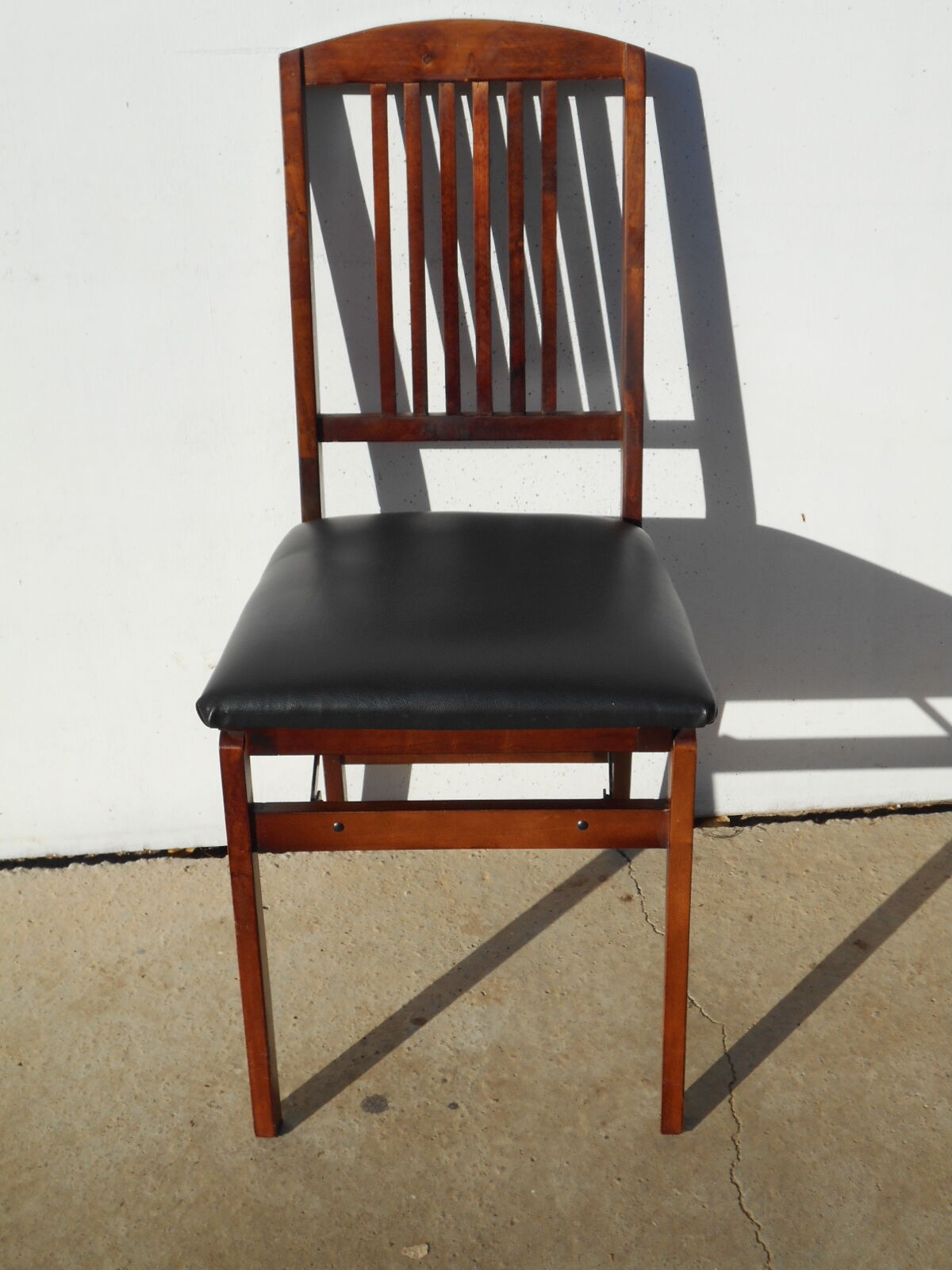 Folding chair in wood and leather, set of 4