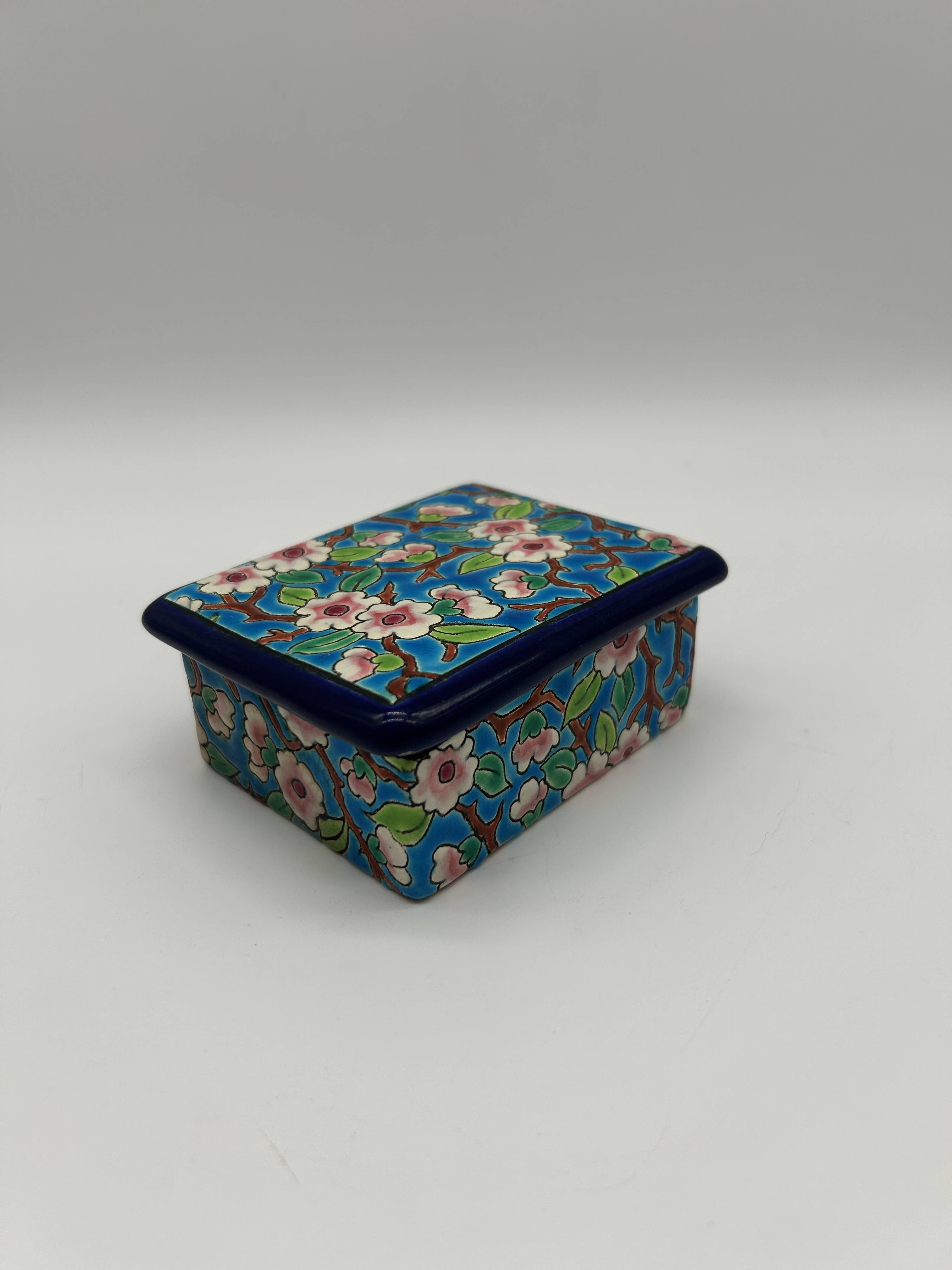 Bonbonnière in faience and Longwy enamels