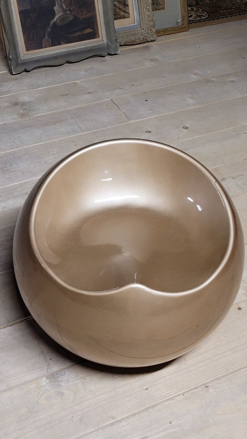 Ball chair stool design