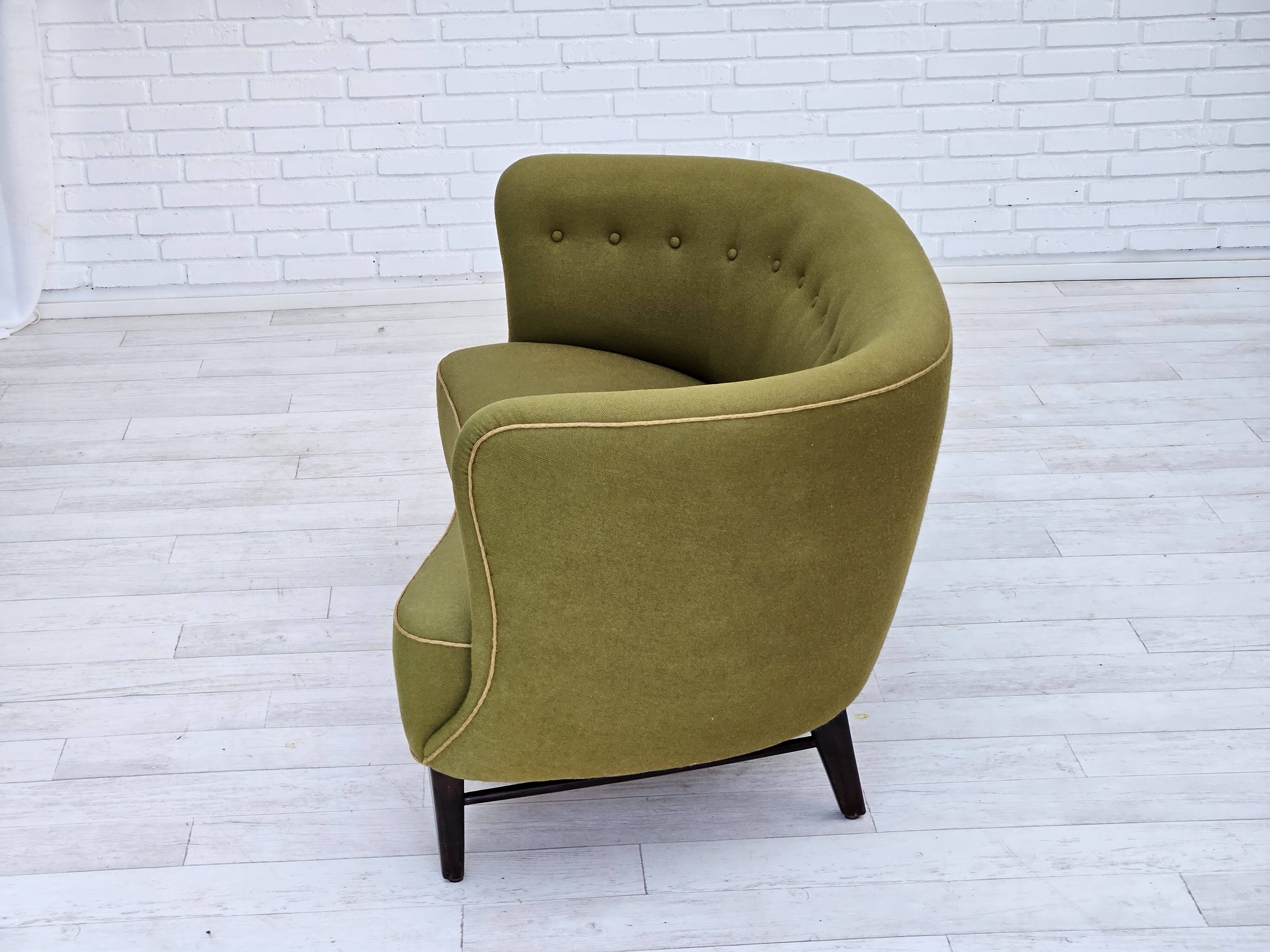 Canapé danois 2 places, bon état d'origine, meuble laine, chêne.