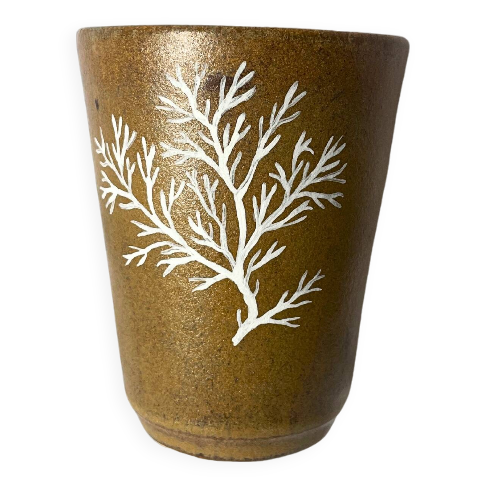 Stoneware cup with coral design