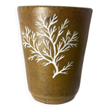 Stoneware cup with coral design